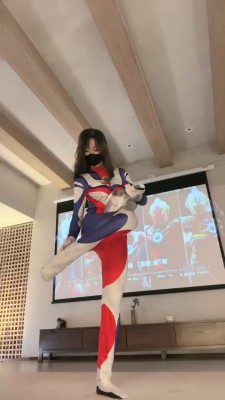 【禾末】cosplay-女超人VS外星人 bf20163