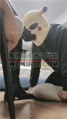 【奶糖】跪舔高跟黑丝/坐脸窒息 JS231202-19