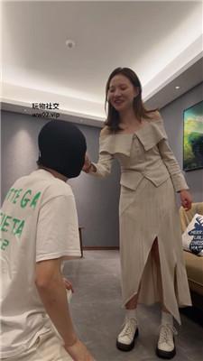 【狗哥】羞涩女神白皮鞋白袜气味辱 bf46598