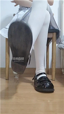 【佳怡】肉丝戏耍憋J 260508-19